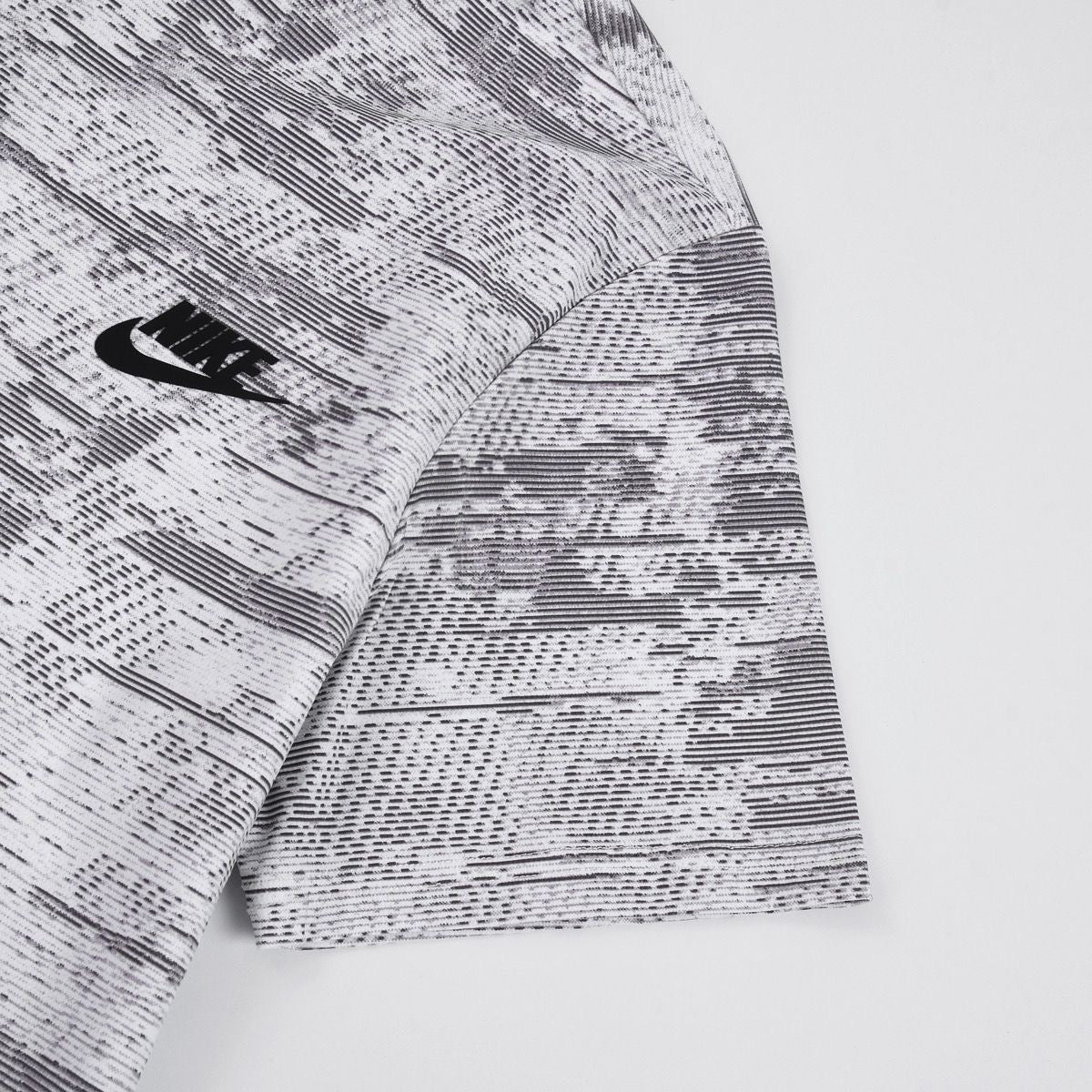 NIKE TRAINING NILON T-SHIRT #2611