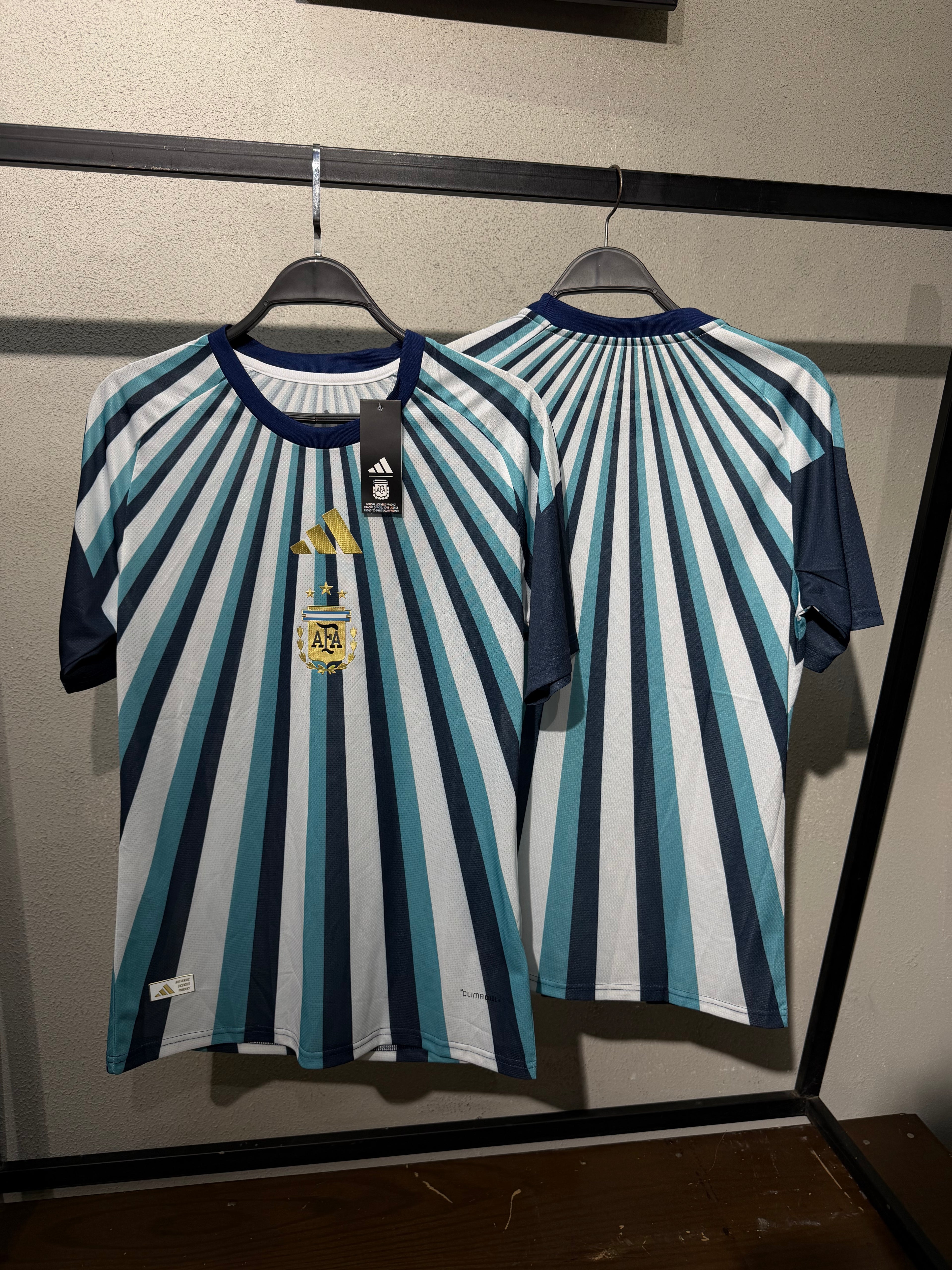 Argantina pre-match world cup jersey 26