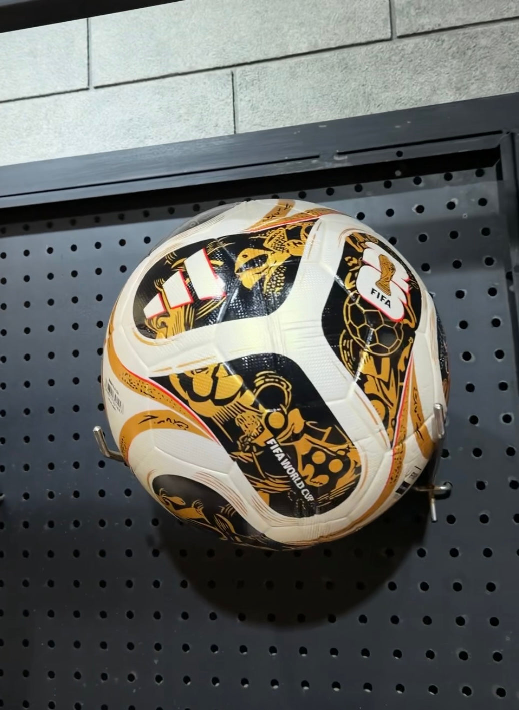 ADIDAS WORLD CUP FINAL SOCCER BALL 26