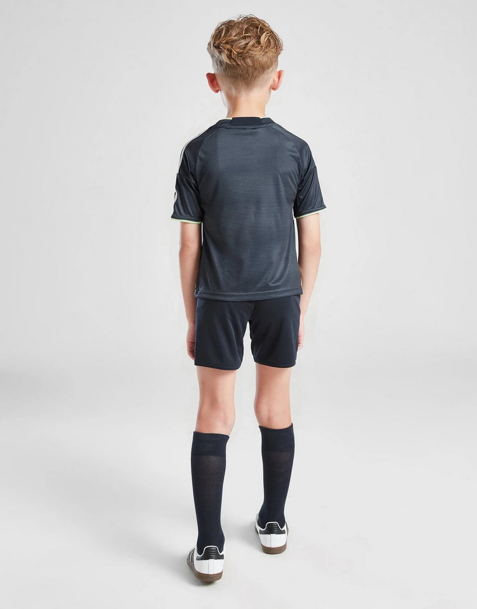 Real Madrid 25/26 Away Kids kit