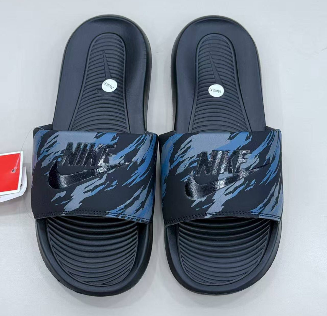 Nike Victori One Slide – Comfort in Every Step