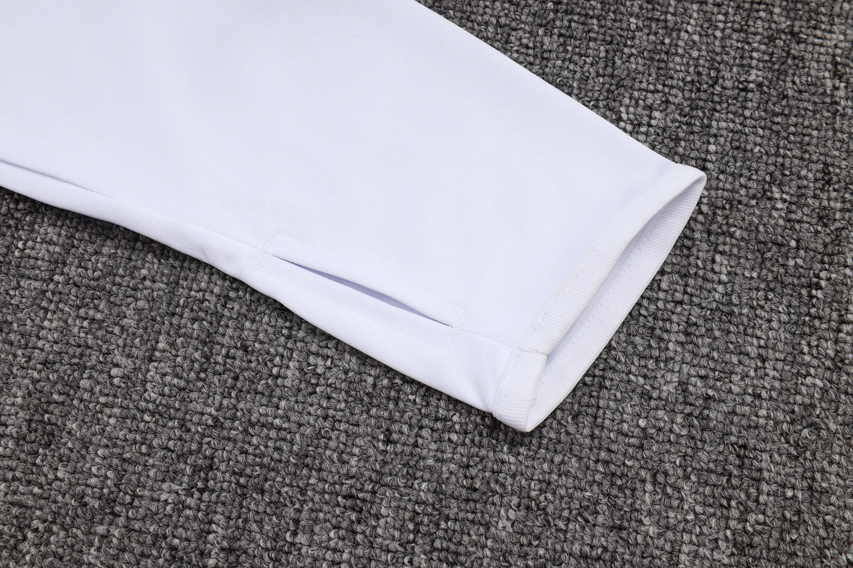 Real Madrid 25/26 Half-zip Tracksuit - White and Blue