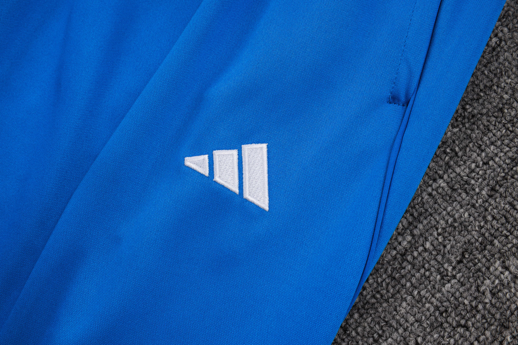 Real Madrid 25/26 Half-zip Tracksuit - White and Blue