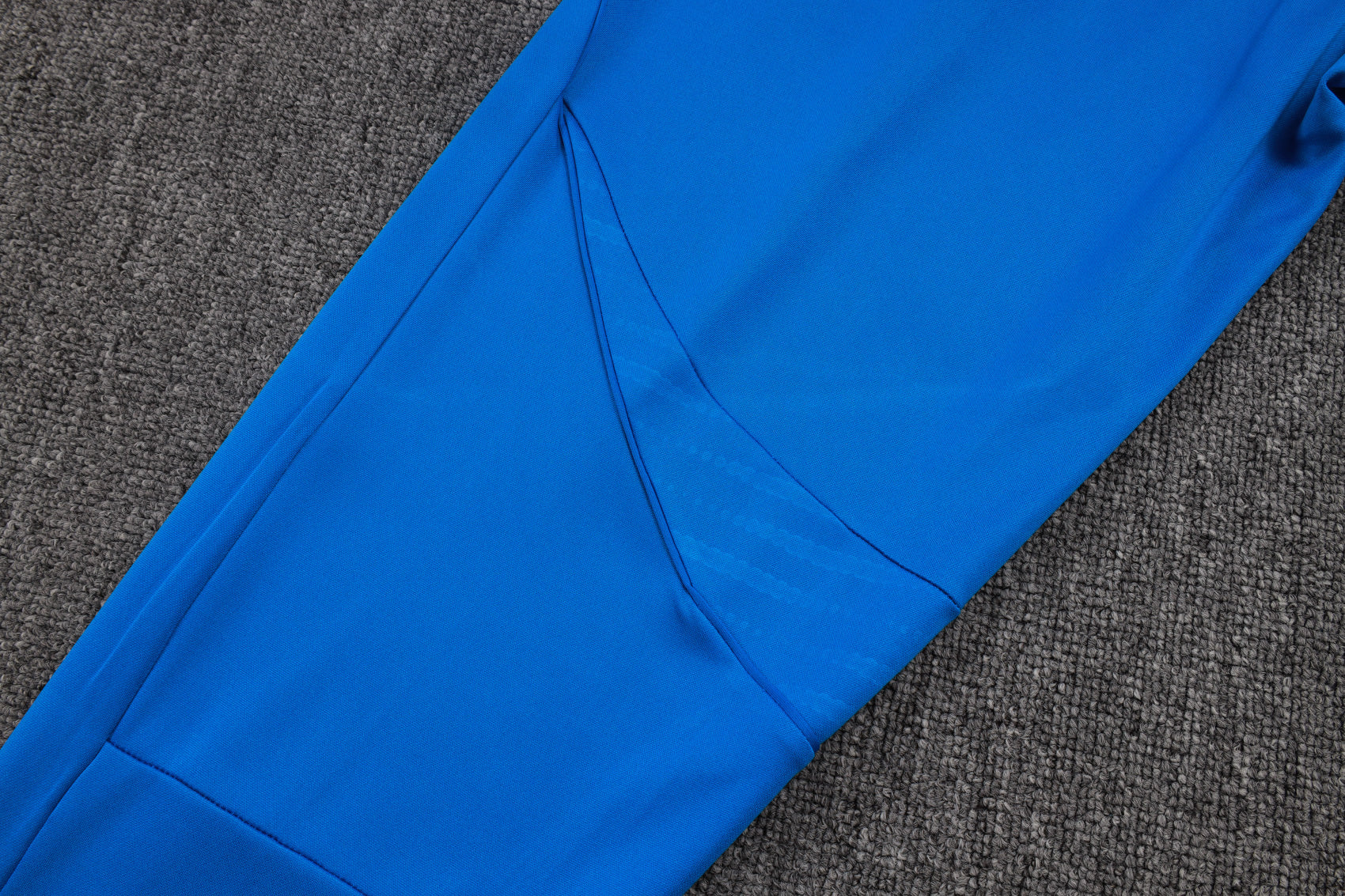 Real Madrid 25/26 Half-zip Tracksuit - White and Blue